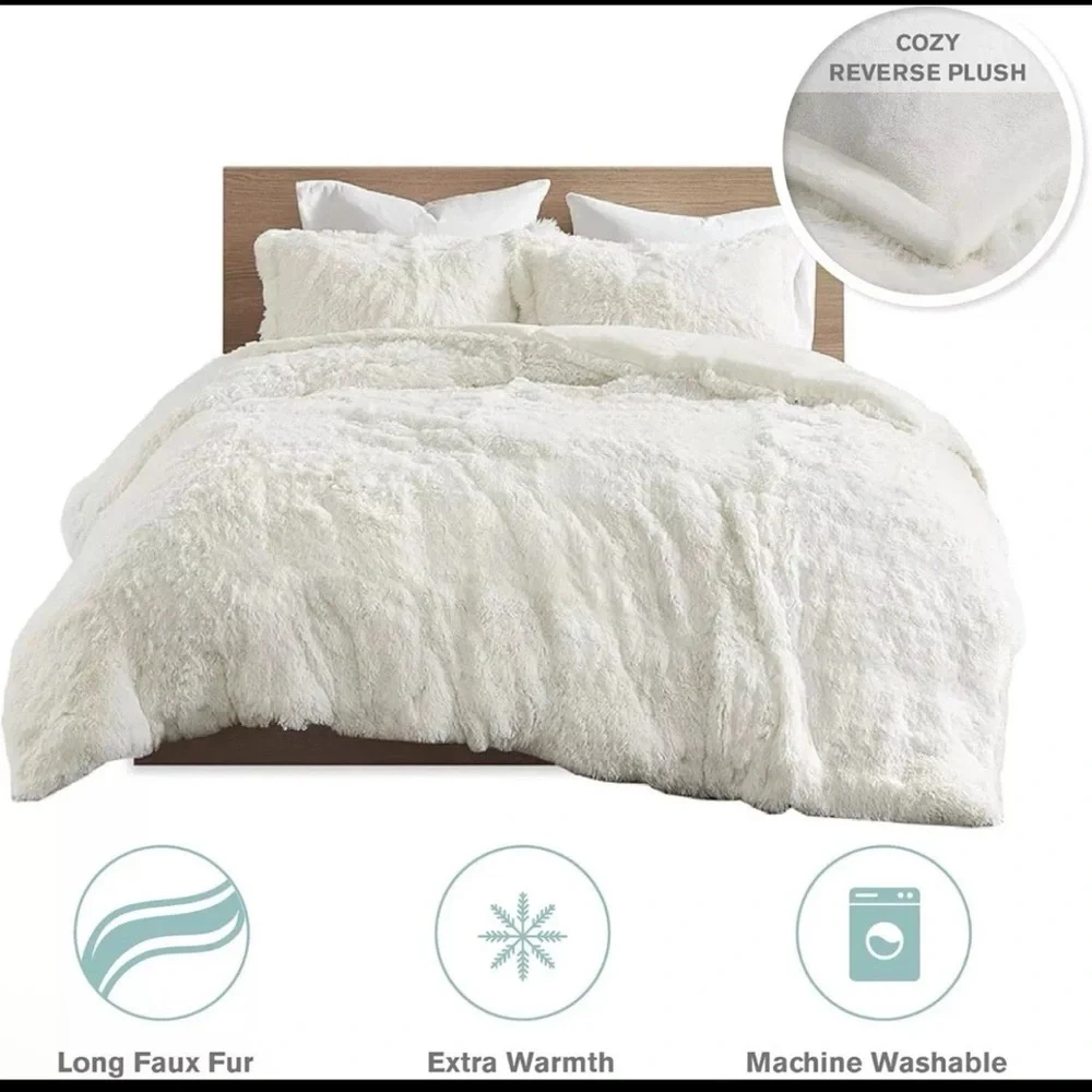 Intelligent Design Fluffy White Duvet Cover Set